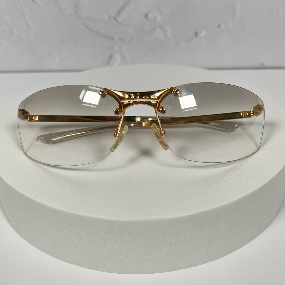 Dior, star accented, mildly gradient Sunglasses. GUC
